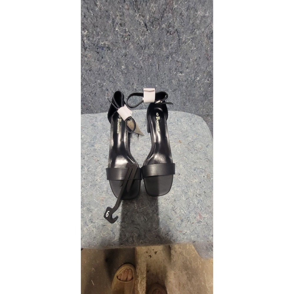 No Boundaries Women's  Memory Foam Dress Heel Sandal Black Size 9 2" heel NWT